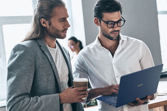 ¿Qué debe tener el mejor notebook para trabajar?